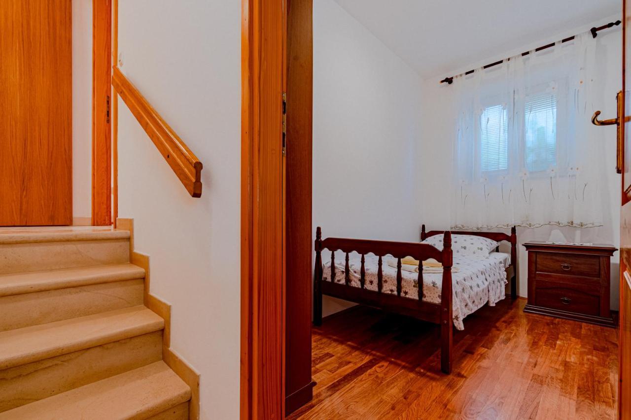 Zrnovo Apartment Ruzica מראה חיצוני תמונה